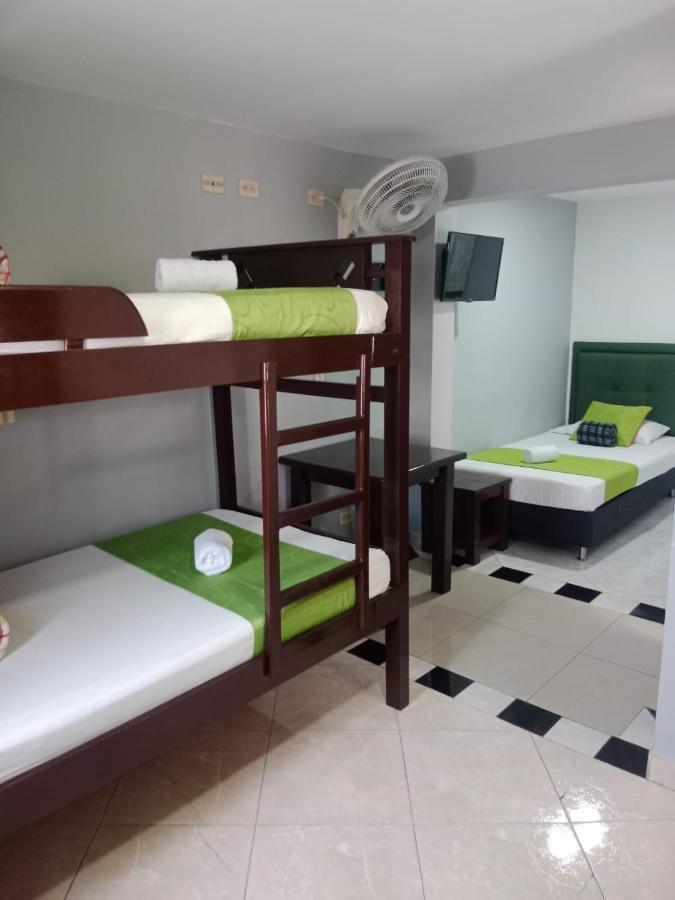 Hotel El Deportista メデジン エクステリア 写真