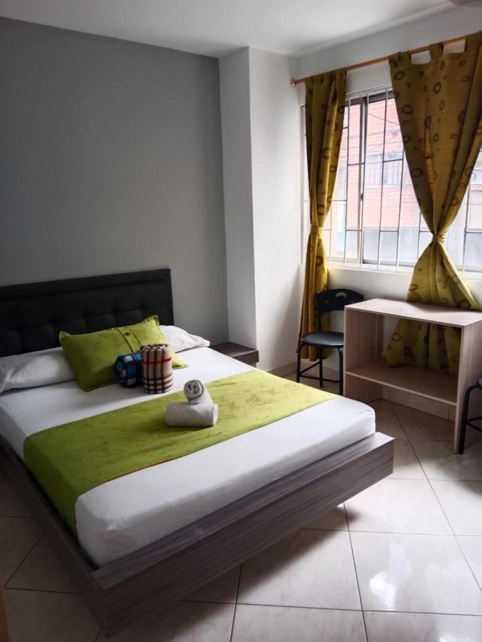 Hotel El Deportista メデジン エクステリア 写真