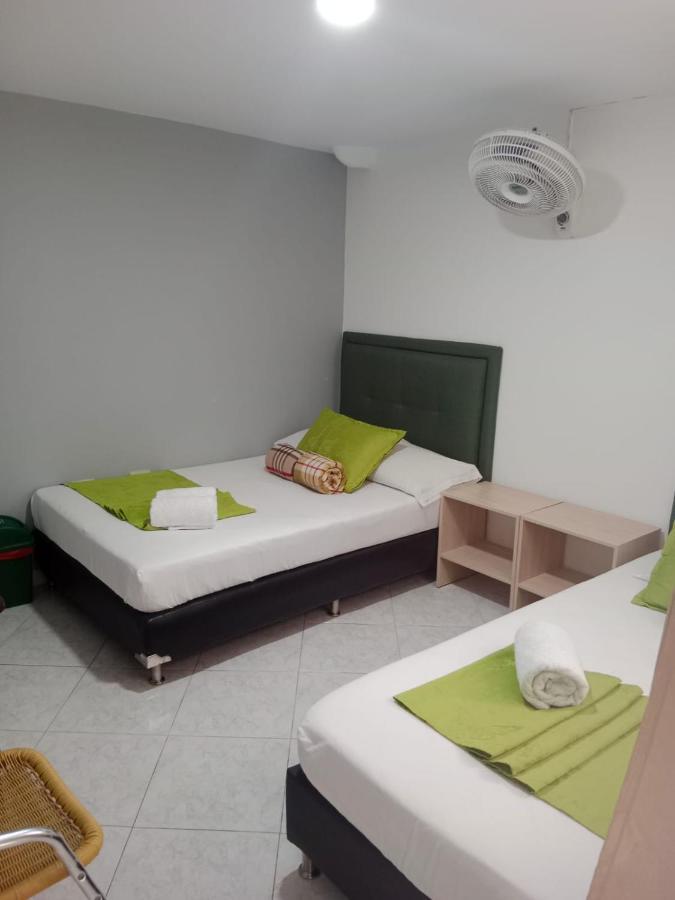 Hotel El Deportista メデジン エクステリア 写真