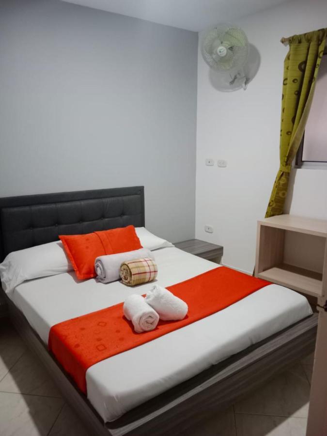 Hotel El Deportista メデジン エクステリア 写真