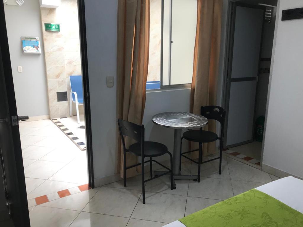 Hotel El Deportista メデジン エクステリア 写真