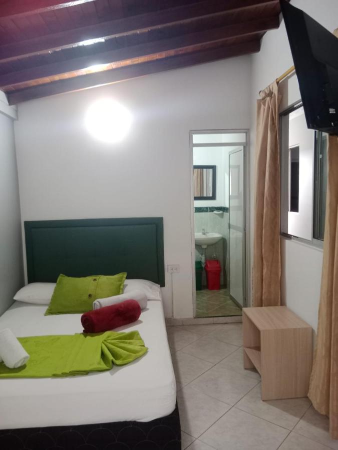Hotel El Deportista メデジン エクステリア 写真
