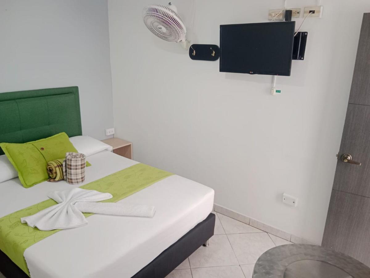 Hotel El Deportista メデジン エクステリア 写真